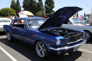 Blue Paxton NOVI 1200 Supercharged Carbureted Mustang