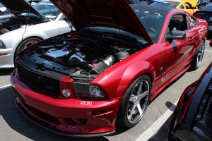 Red V-2 Si Supercharged S281 Saleen